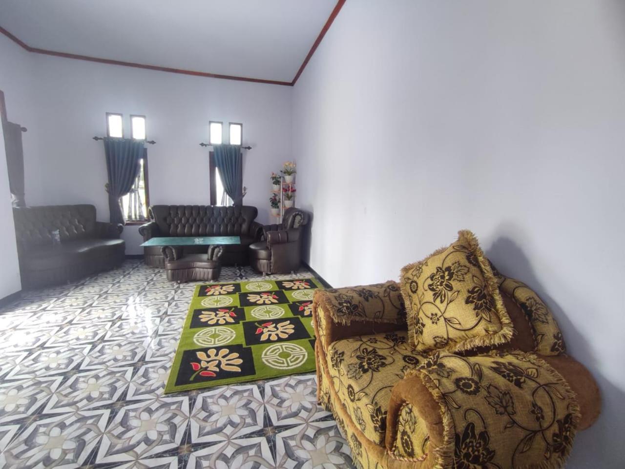ברומו Elen Homestay By Abm מראה חיצוני תמונה