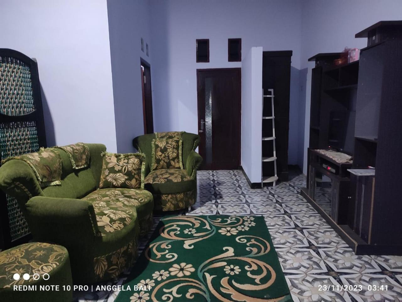 ברומו Elen Homestay By Abm מראה חיצוני תמונה